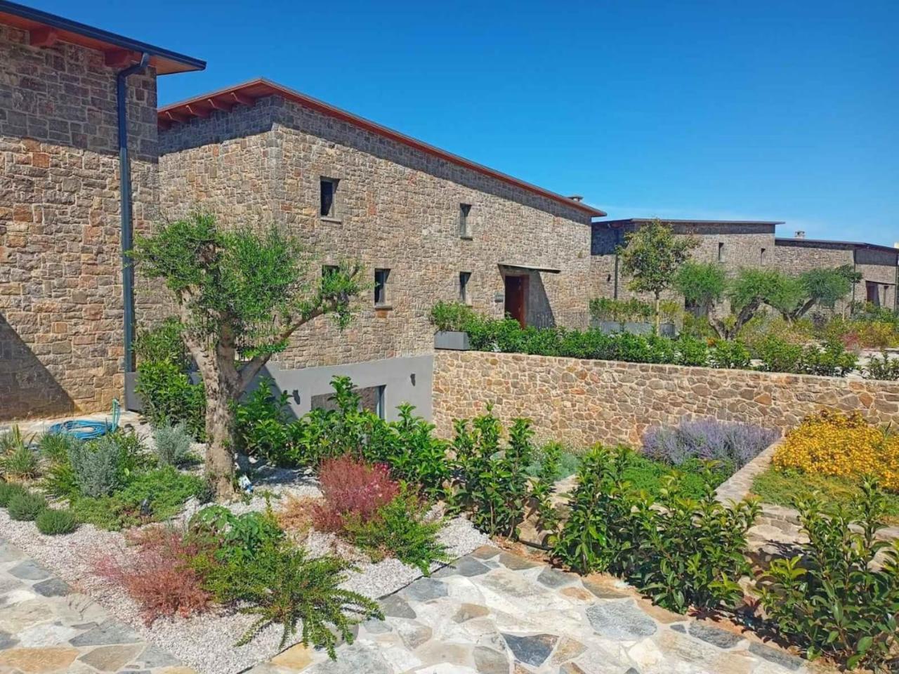 Real Life Homes Luxurious Seafront Villas Each With Their Own Private Pools Korakokhórion Esterno foto