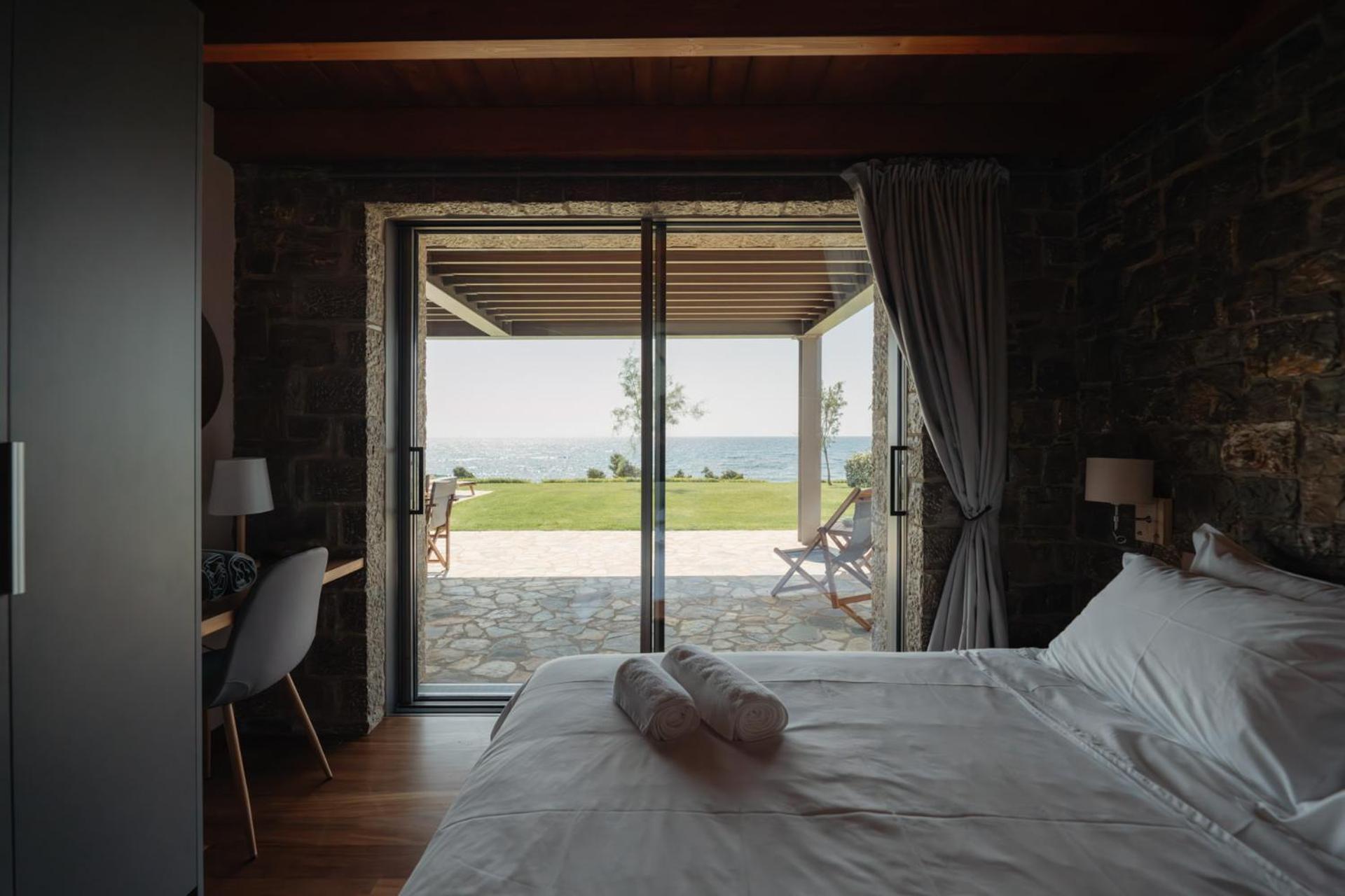 Real Life Homes Luxurious Seafront Villas Each With Their Own Private Pools Korakokhórion Esterno foto