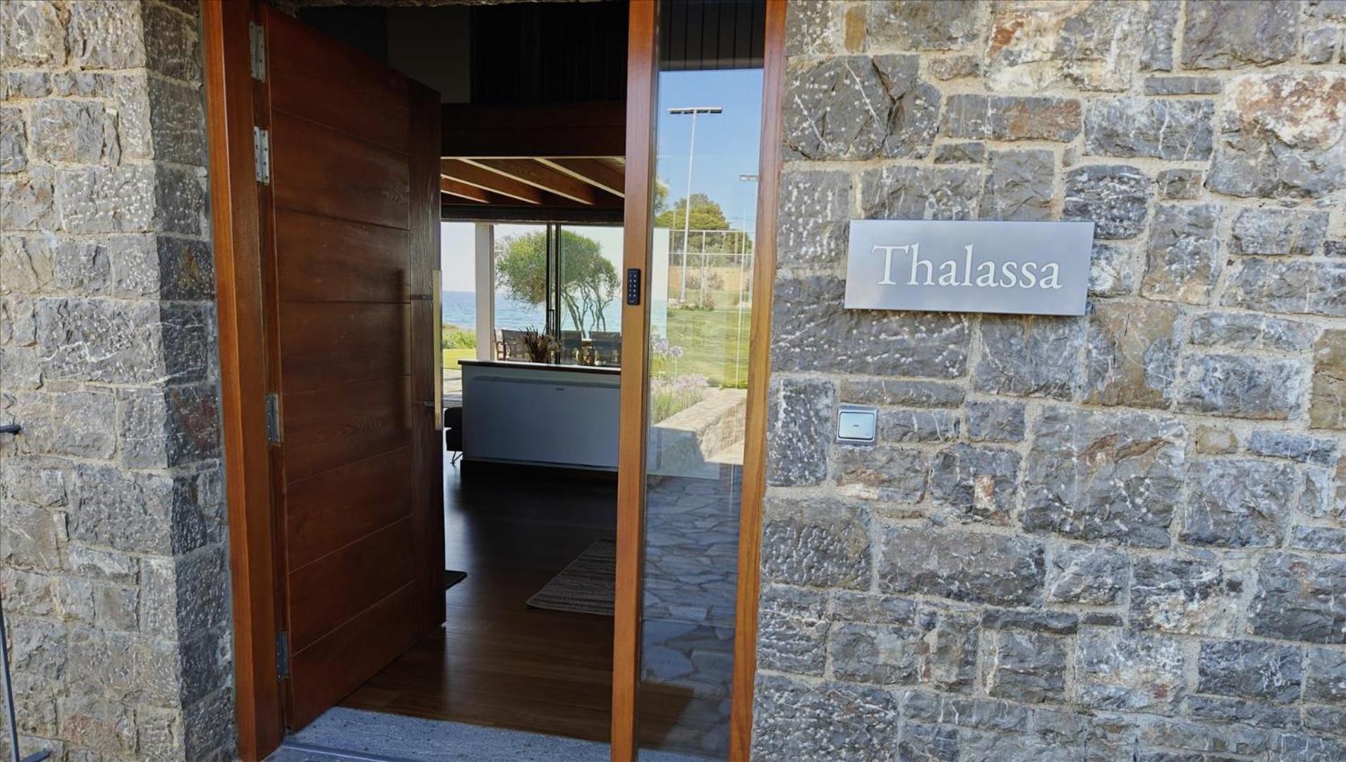 Real Life Homes Luxurious Seafront Villas Each With Their Own Private Pools Korakokhórion Esterno foto