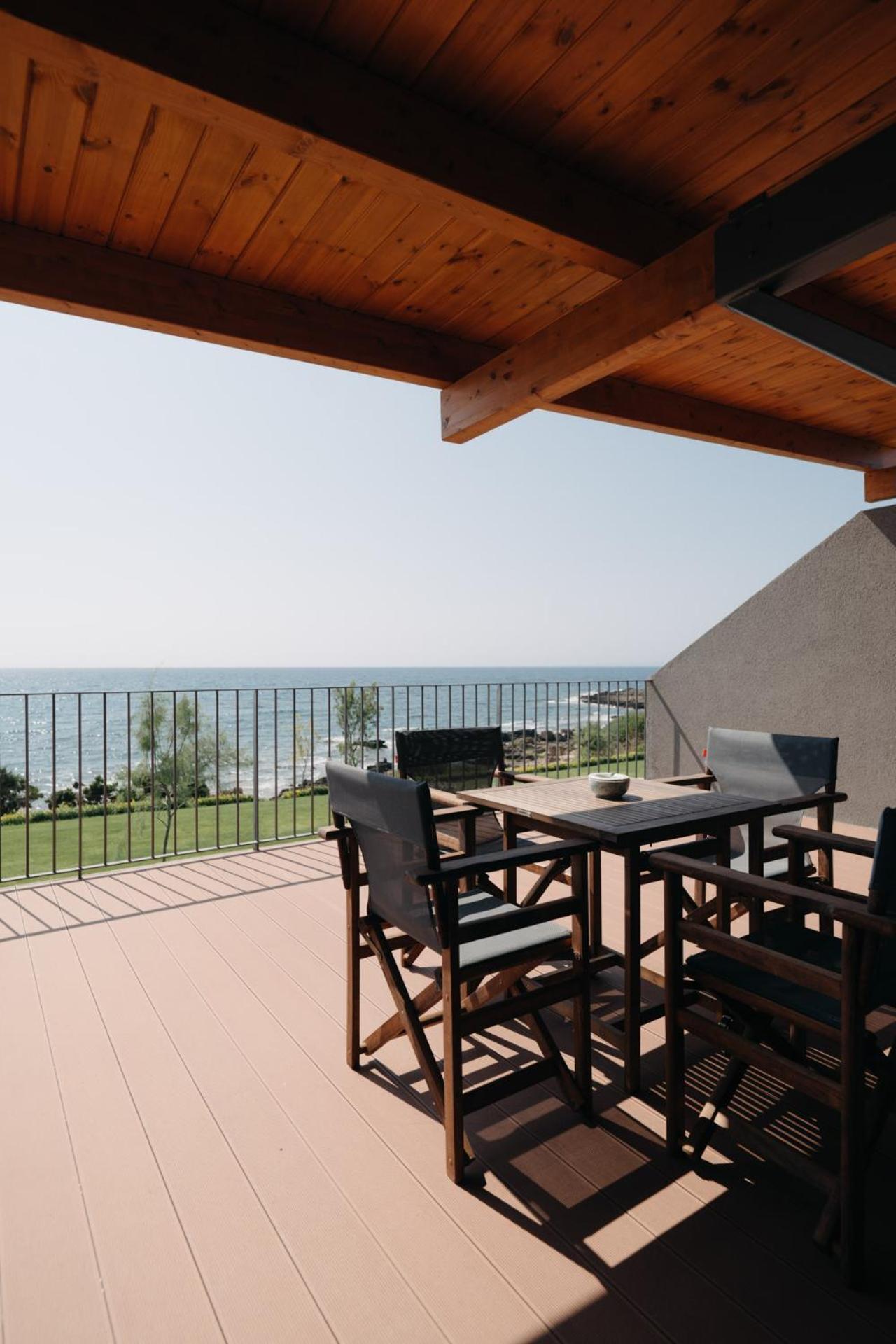 Real Life Homes Luxurious Seafront Villas Each With Their Own Private Pools Korakokhórion Esterno foto